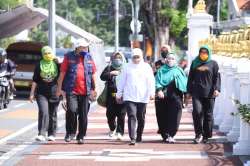 jalan sehat bersama ibu gubernur